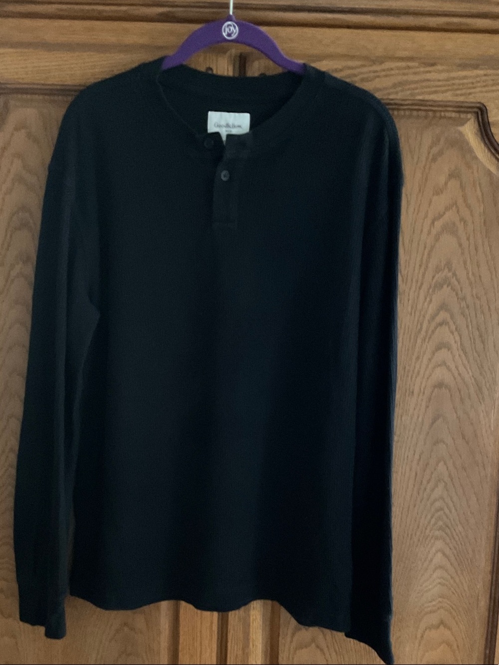 Goodfellow & Co Black Long-Sleeve Henley Tee